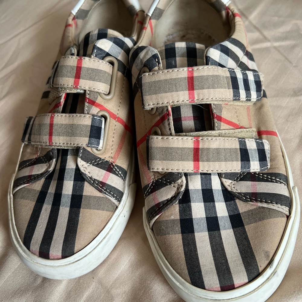 Burberry Kids Sneakers - Black, White, Red, Tan - Picture 3 of 6